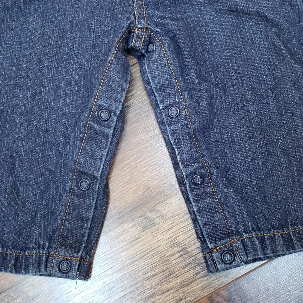Carter's Medium Wash Blue Overalls with Embroidered Dinosaur, Size 9 Months